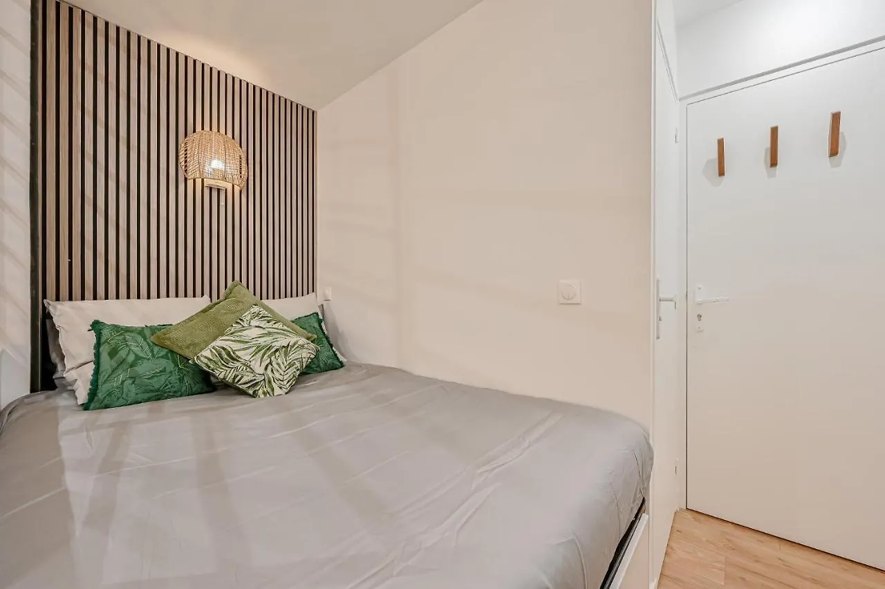 Joli Paris-Hyper Centre Apartment